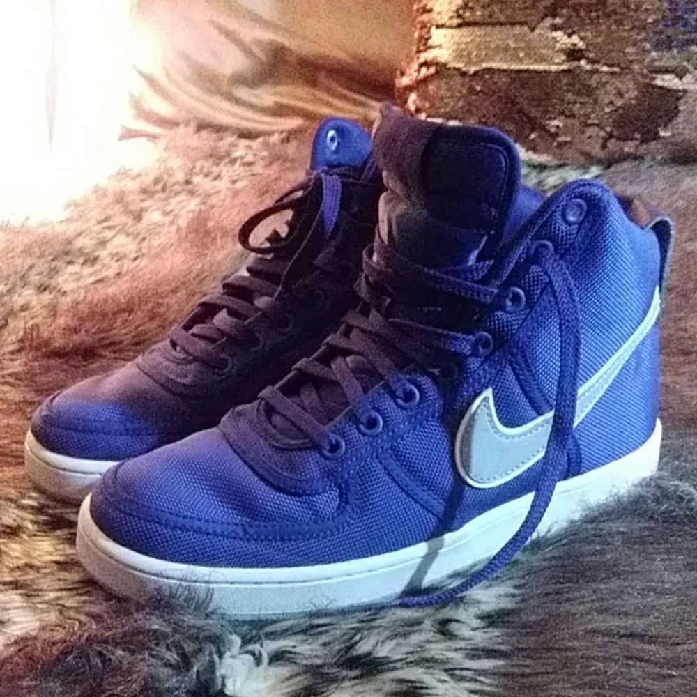 Nike high tops super cute, bright blue, gray, whit
